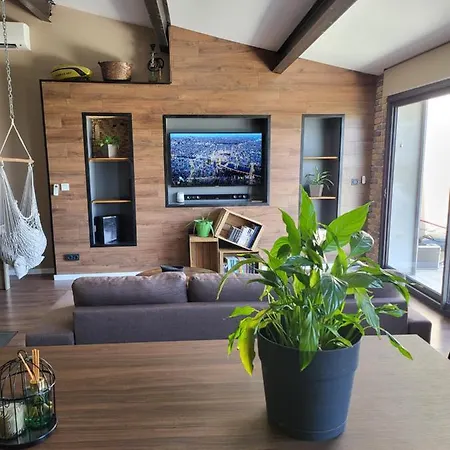 Maison Au Coeur D'un Village, Vue Sur Les Montagnes Holiday home Belesta (Pyrenees-Orientales)
