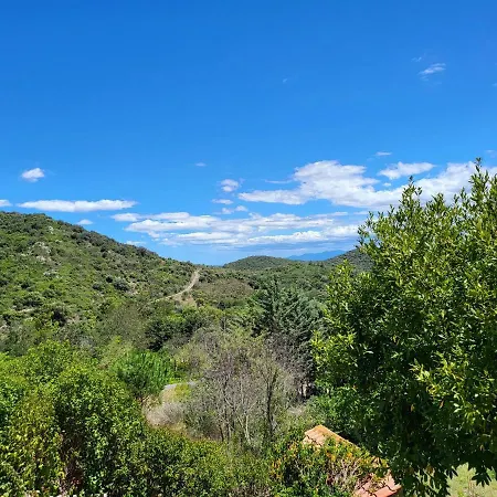 Maison Au Coeur D'un Village, Vue Sur Les Montagnes Holiday home Belesta (Pyrenees-Orientales)