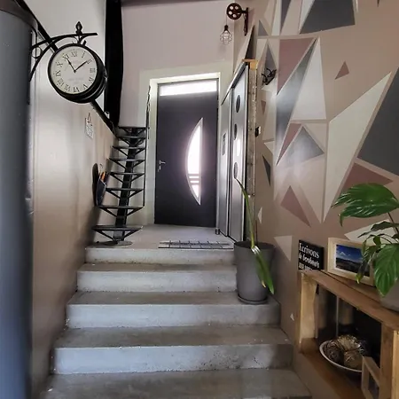 Maison Au Coeur D'un Village, Vue Sur Les Montagnes Bélesta