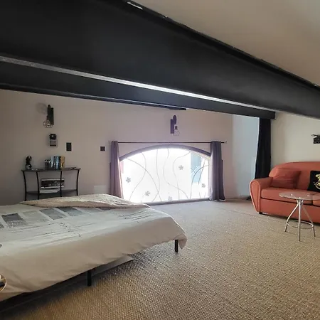 Maison Au Coeur D'un Village, Vue Sur Les Montagnes * Bélesta