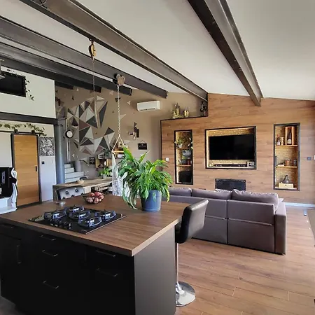 Casa de Férias Maison Au Coeur D'un Village, Vue Sur Les Montagnes *