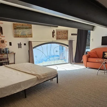Maison Au Coeur D'un Village, Vue Sur Les Montagnes * Bélesta
